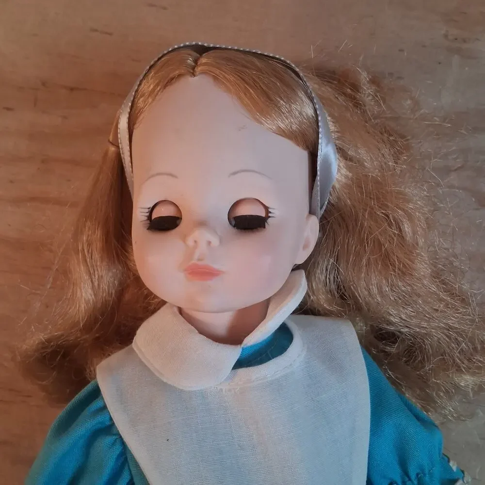 Madame Alexander Alice in Wonderland Doll Blue Dress Vintage 14 inch Toy Doll